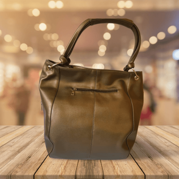 "Stylish Large-Capacity Handbag - Elegant Design for Women & Girls" - Image 4